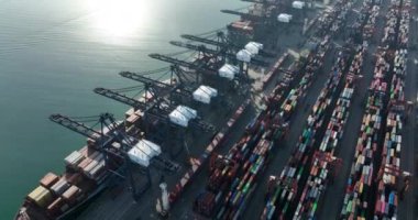 Çin 'in Shenzhen şehrindeki Yantian konteyner terminalinin hava görüntüsü.