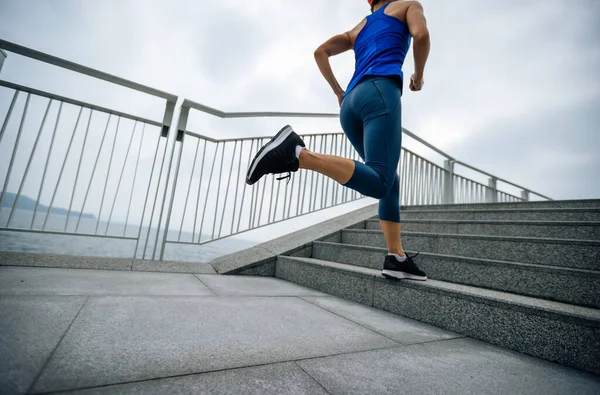 Healthy Lifestyle Fitness Sports Woman Runner Running Stairs Seaside Trail — Stock Photo, Image