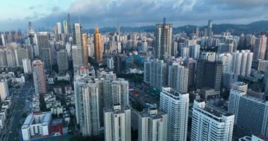 Modern Asya şehrinin havadan görünüşü