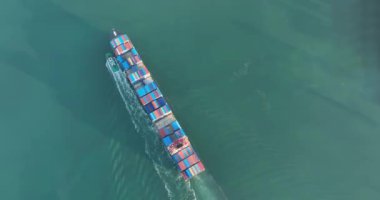 Çin 'in Shenzhen şehrindeki Yantian konteyner terminalinin hava görüntüsü.