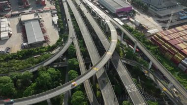 Çin 'in Shenzhen şehrindeki Yantian konteyner terminalinin hava görüntüsü.