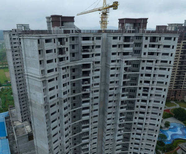 Çin 'deki çok katlı apartman inşaatının havadan görüntüsü