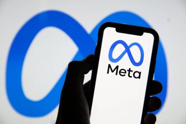 LONDON, İngiltere - Ekim 2021: Facebook sosyal medya şirketi şirket adını Meta olarak değiştirdi