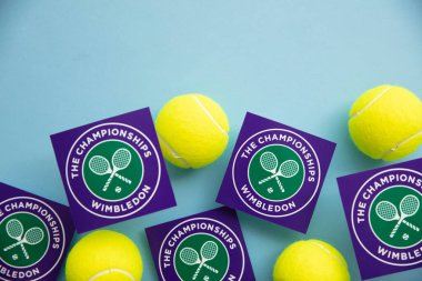 LONDON, İngiltere - Haziran 2022: Wimbledon tenis şampiyonası logosu.