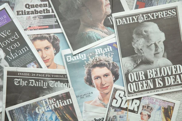London September 2022 Front Covers National Newspapers Pay Tribute Queen — Stock Photo, Image