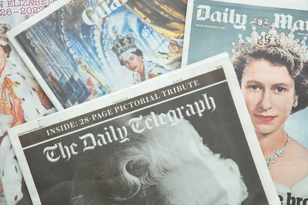 London Storbritannien September 2022 Framsidesomslag Till Nationella Tidningar Hyllar Drottningen — Stockfoto