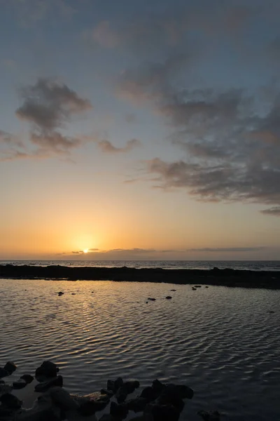 Sunset Beach Golden Sunbeams Small Clouds Blue Sky Playa Las — Fotografia de Stock