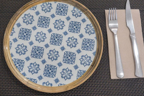 White Chinese Porcelain Tableware Hand Painted Blue Decorative Patterns Luxury — Stock Photo, Image