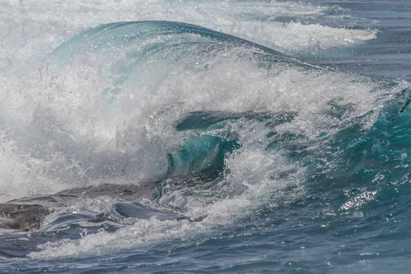 Close Wave Breaking Shoreline Creating Lots White Foam Tenerife Canary — Stock Fotó