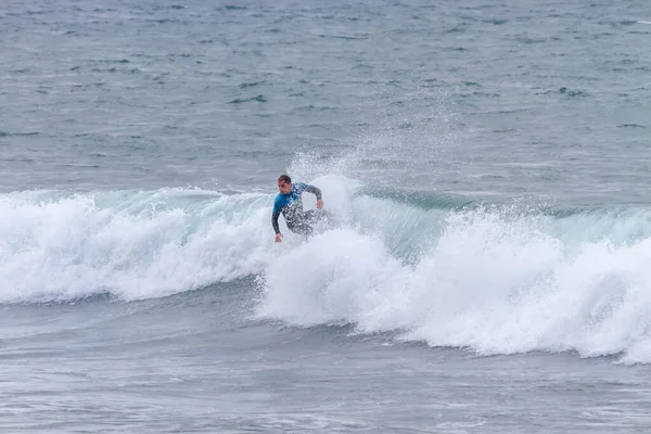 Tenerife Spain November 2013 Man Free Surfing Performing Radical Maneuvers —  Fotos de Stock