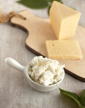 süzme peynir beyaz sos tekne