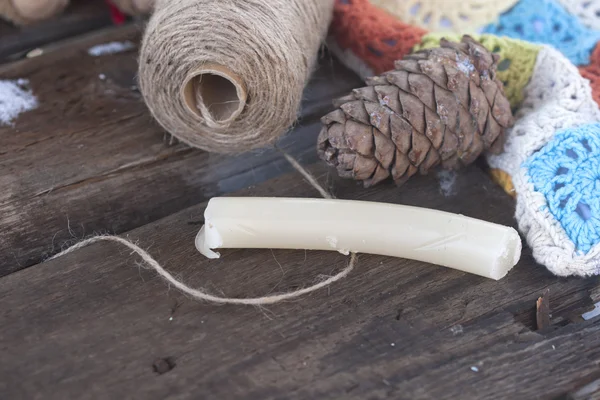 バンプ、ろうそく、索およびかぎ針編み — ストック写真