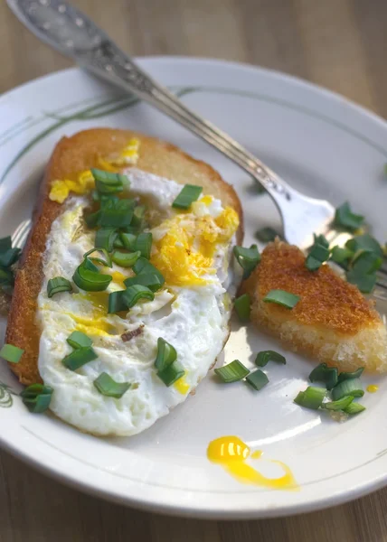 Egg fried bread for breakfast — Stock Photo, Image