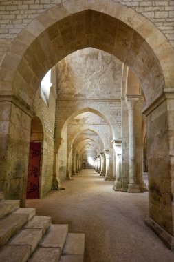 eski sütunlu iç fontenay Burgonya, Fransa Abbey vurdu.