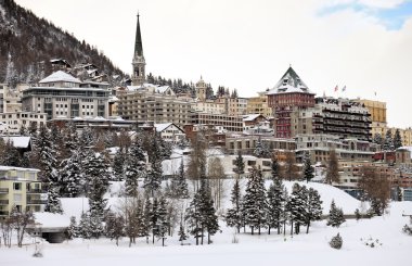 Kışın, İsviçre st. Moritz görünümü