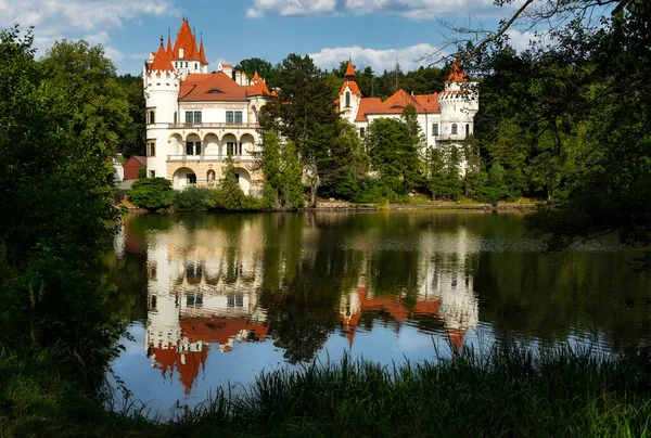 Zinkovy Kastély Klatovy Nepomuk Között Csehországban Európában — Stock Fotó