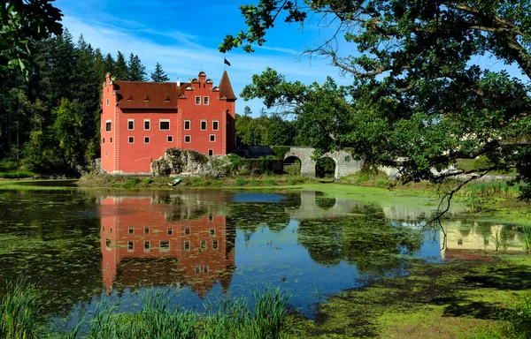 Cseh Köztársaság Megjegyezte Red Castle Cervena Lhota — Stock Fotó