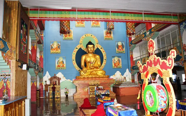 In de boeddhistische tempel — Stockfoto