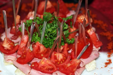 bayram adlı hızlı atıştırmalar