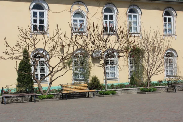 Monastery courtyard — Stock Photo, Image