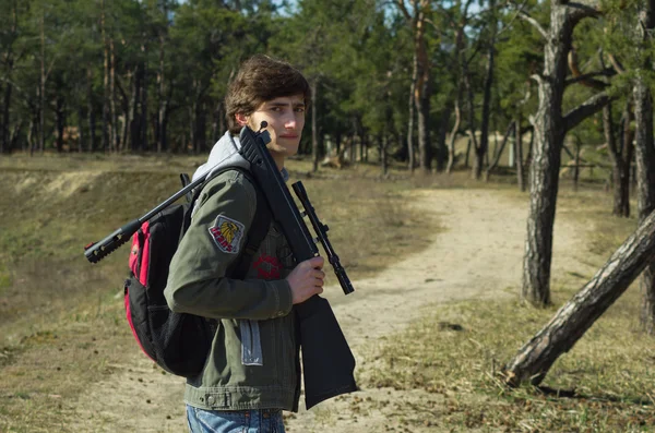 On the way to the shooting range — Stock Photo, Image