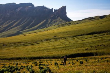     .Akaf Vadisi 'nden Almalykaya Dağı