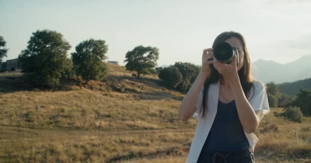 Female Travel Photographer Making Digital Content Social Media Blog Young — Stockvideo