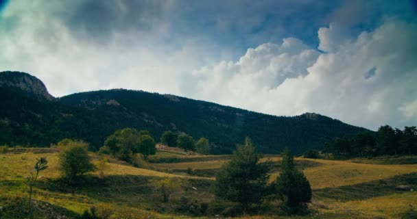 Epic Cinematic Timelapse Mountain Meadow Landscape Summer Vacation Travel Beautiful — Vídeo de stock