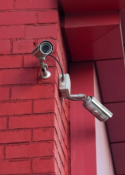 Surveillance Video Camera on  wall — Stock Photo, Image