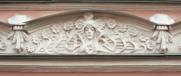 Detail of pediment building in Art Nouveau style — Stock Photo, Image