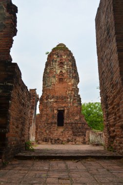 hasarlı pagoda wat phra mahathat, ayutthaya, Tayland