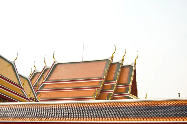 Tetto colorato su un tempio da Wat Pho — Foto Stock