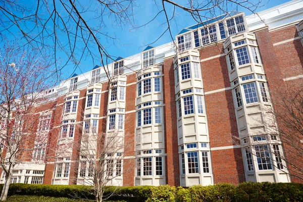 06.04.2011, ABD, harvard Üniversitesi, morgan