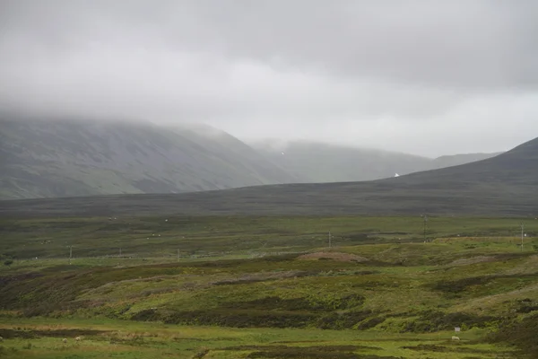 Mist over het Cairngorms Scotland-Verenigd Koninkrijk — Stockfoto