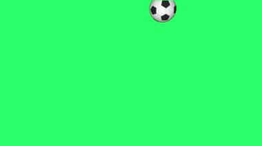 Gerçekçi futbol topu yeşil arka planda ekrana doğru süzülüyor.