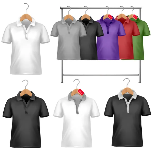 Beyaz ve renkli tişört tasarım şablonu. elbise askısı ile