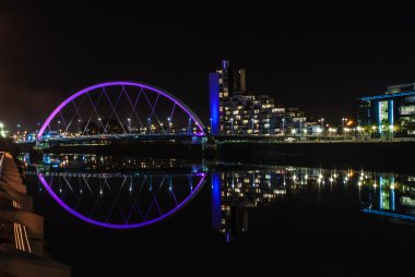 Geceleri de glasgow Clyde ark Köprüsü