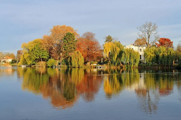 Herbstspiegelung Heiligen Veja Potsdam — Fotografia de Stock