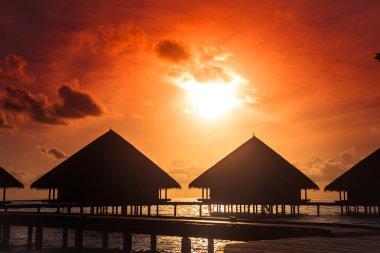 Sunset su villas resort Maldivler Adası