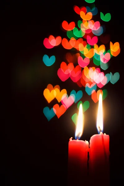 Valentijnsdag wenskaart met kaarsen en hartjes — Stockfoto
