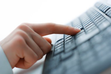 Bir adamın el yazısının görüntüsü. Seçici odak