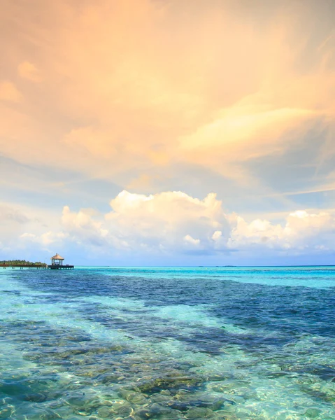 Agua de mar azul tropical —  Fotos de Stock