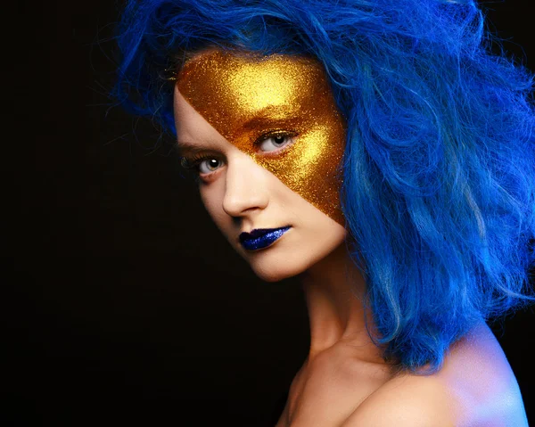 Retrato de mujer joven en cosmética de superhéroes — Foto de Stock