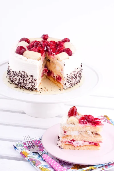 Fruit cake with cream — Stock Photo, Image