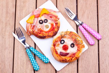 mini pizza yüz