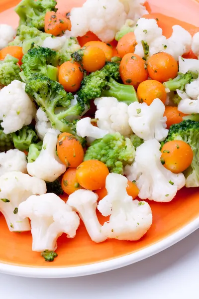Kokt morot, broccoli och blomkål — Stockfoto
