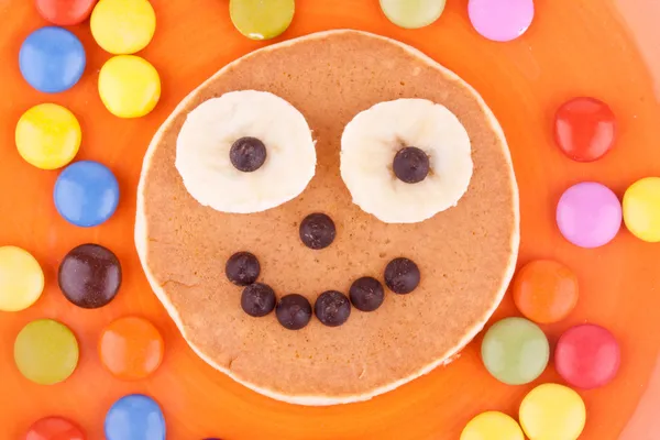 Face on a pancake — Stock Photo, Image