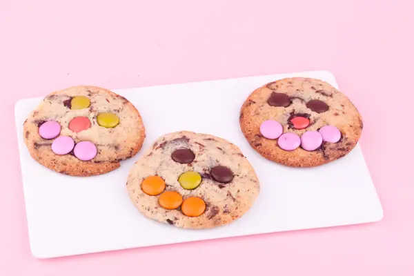 Cara em biscoitos de chocolate — Fotografia de Stock