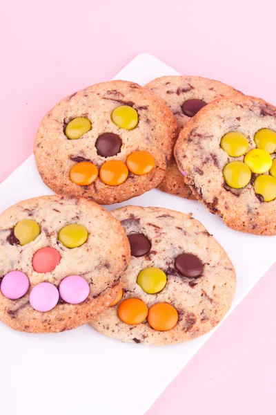 Möta på chocolate chip cookies — Stockfoto