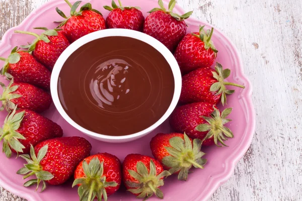 Chocolate fondue and strawberry — Stock Photo, Image